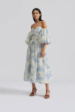Malina Amira topp
