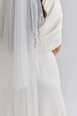 Malina Cathedral blusher veil
