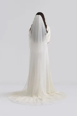 Malina Cathedral blusher veil