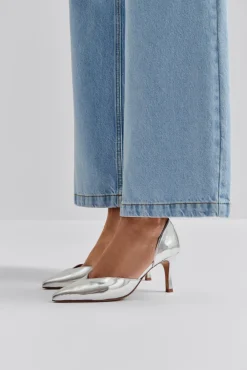 Malina Kaya pumps